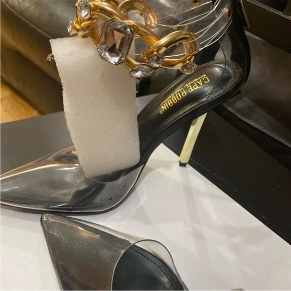 Sexy Cape Robbin Clear Point Heel Shoe - Picture 2 of 4